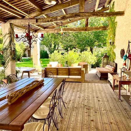Aux Agapanthes, Chambres D'Hotes Charentaises De Charme Avec Piscine Aumagne Exterior foto